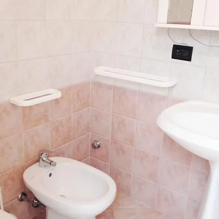 Appartamento Holiday Home Torre Lapillo